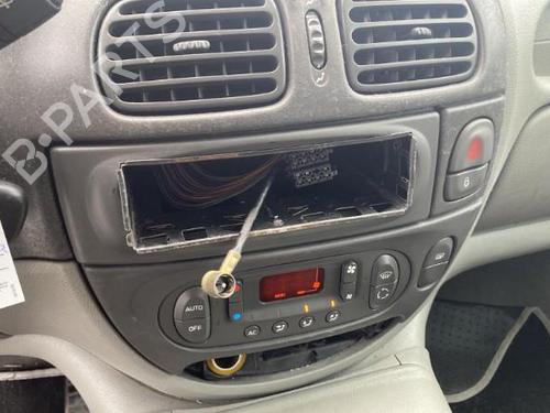 Right front window switch RENAULT SCÉNIC I MPV (JA0/1_, FA0_) 1.6 (JA00, JA16, JA15, JA19, JA1V, JA2B, JA2C, JA0B,... | BP22315722I26 