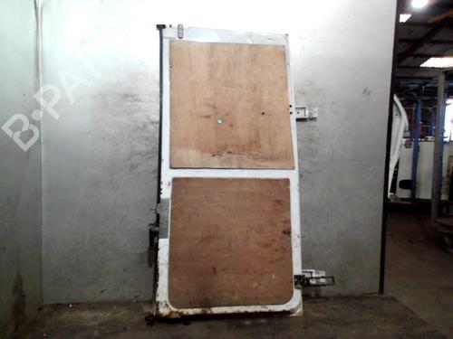 Used Left tailgate MERCEDES-BENZ SPRINTER 2-t Van (B901, B902) 211 CDI (901.661, 901.662, 902.661, 902.662) (109 hp) 21954240