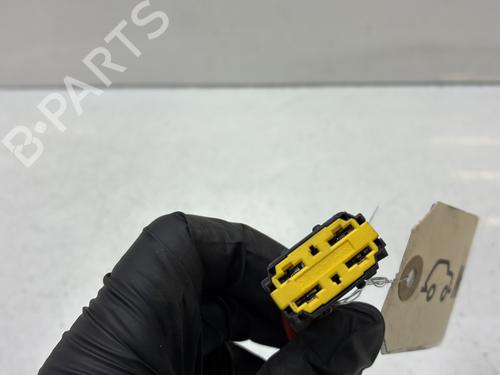 Ratlås/Tændingslås Ratlås/Tændingslås RENAULT CLIO II (BB_, CB_) [1998-2016] 33830793 33830793