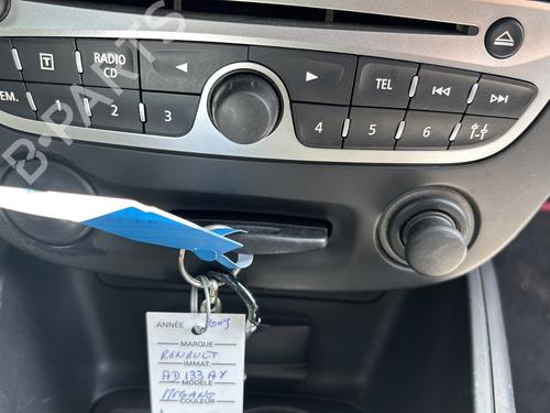 Electronic module RENAULT MEGANE III Hatchback (BZ0/1_, B3_)  | BP31646737M83  - Image 12