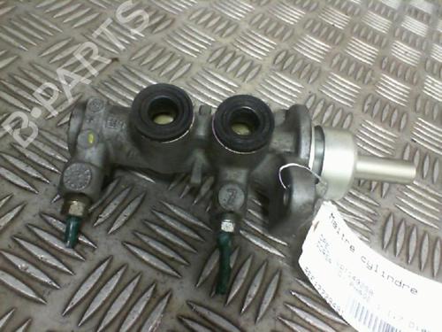 Used Brake master cylinder OPEL CORSA C (X01) 1.7 DTI (F08, F68) (75 hp) 19986417