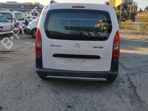 Engine control unit (ECU) CITROËN BERLINGO MULTISPACE (B9) 1.6 HDi 110 | BP21196826M57 