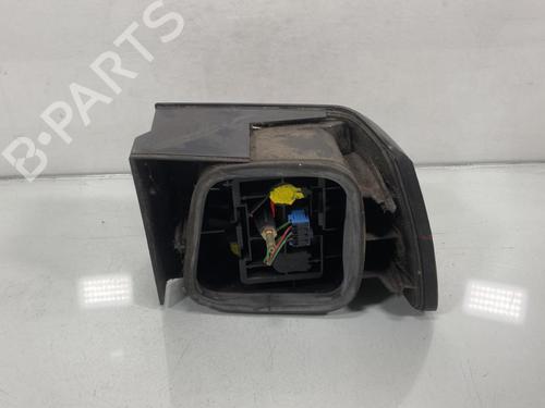 Used Right taillight Right taillight 20182639 20182639