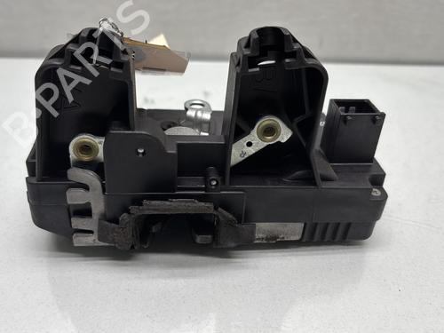 rear-right-lock-nissan-primastar-van-x83-2002-31887054 main image