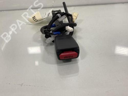 Used Seat buckle TOYOTA URBAN CRUISER (_P1_) 1.4 D-4D (NLP110_, NLP110R) (90 hp) 19989477