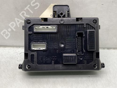 Used Fuse box Fuse box RENAULT CLIO III (BR0/1, CR0/1) 1.5 dCi (C/BR0G, C/BR1G) (68 hp) 22314600 22314600