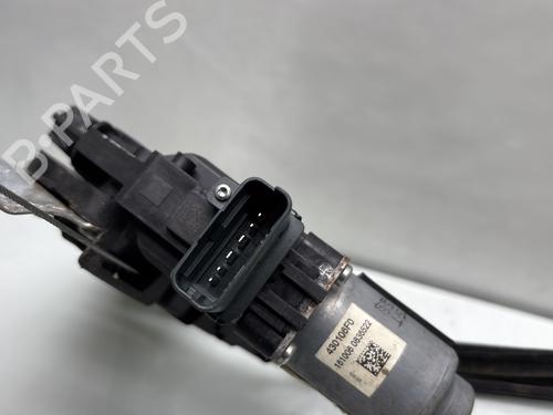 Vindusheismekanisme høyre foran RENAULT MEGANE IV Hatchback (B9A/M/N_) 1.2 TCe 130 (B9MR) | BP29615468C23 