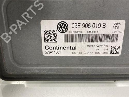Used Engine control unit (ECU) Engine control unit (ECU) 21196763 21196763