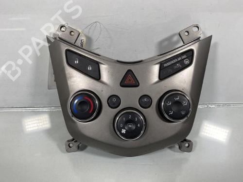 Climate control CHEVROLET AVEO Hatchback (T300)  | BP20013894I5 