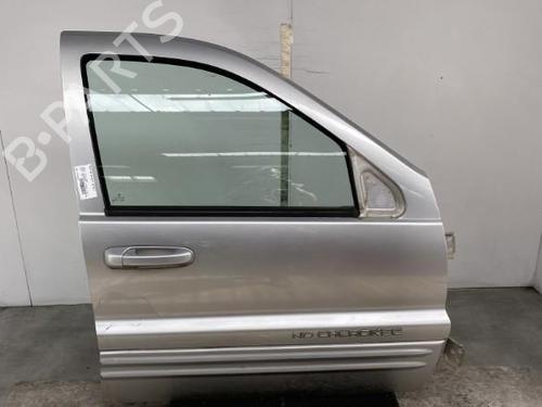 Used Right front door Right front door 21960018 21960018