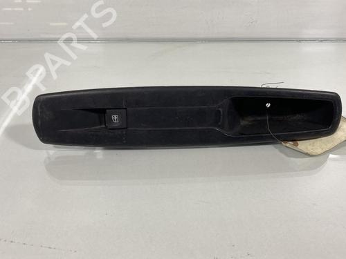 Used Right rear window switch RENAULT MEGANE III Grandtour (KZ0/1) 1.5 dCi (KZ09, KZ0D, KZ1G, KZ29, KZ14, KZ1W, KZ10, KZ1F,... (110 hp) 20007129