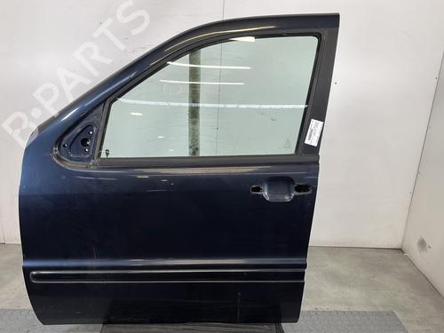 Used Left front door MERCEDES-BENZ M-CLASS (W163) ML 270 CDI (163.113) (163 hp) 32299127