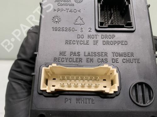 Fuse box DACIA DUSTER (HS_) 1.5 dCi | BP31288668E1