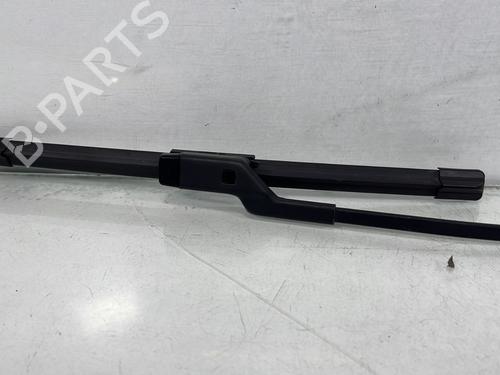 Used Front windshield wiper arm Front windshield wiper arm FIAT 500 (312_) 1.2 (312AXA1A) (69 hp) 33805438 33805438