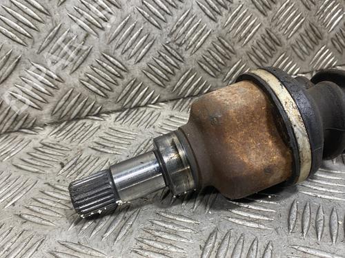 Left front driveshaft PEUGEOT 208 I (CA_, CC_) 1.2 VTI 82 | BP28672733M38 