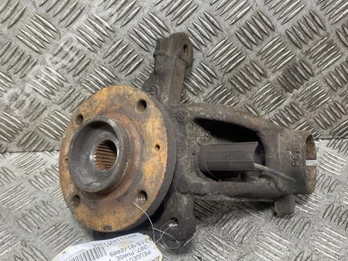 Fusee rechts voor PEUGEOT 207 SW (WK_) 1.6 HDi (109 hp) 30907449