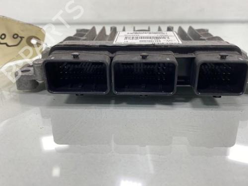 Used Engine control unit (ECU) DACIA SANDERO 1.5 dCi (88 hp) 21196653
