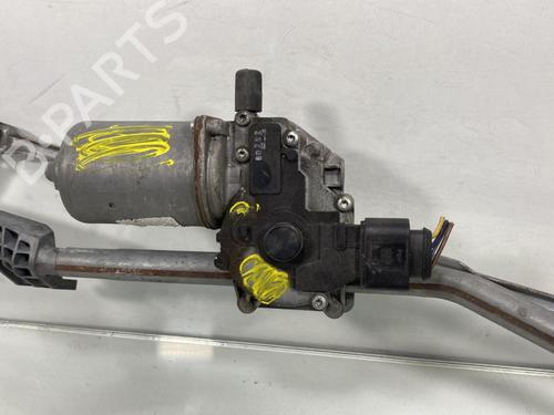 Used Front wiper motor Front wiper motor SMART FORTWO Coupe (451) 1.0 (451.331, 451.380) (71 hp) 20223288 20223288