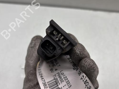 Licence plate light RENAULT MEGANE IV Hatchback (B9A/M/N_) 1.5 dCi 110 (B9A3) | BP29413575I40 