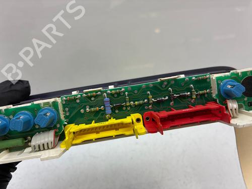 Used Display monitor Display monitor RENAULT TWINGO I (C06_) 1.2 (C066, C068) (58 hp) 34158643 34158643