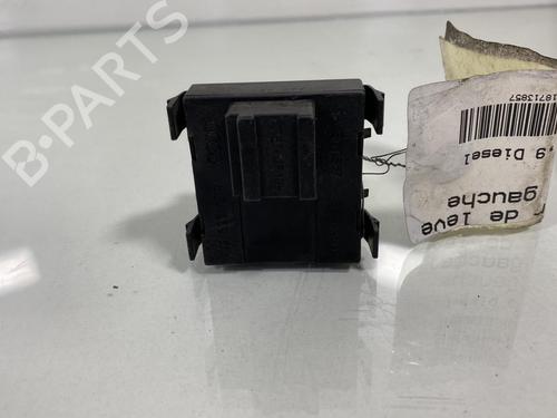Used Left front window switch Left front window switch AUDI A3 (8L1) 1.9 TDI (90 hp) 19985185 19985185