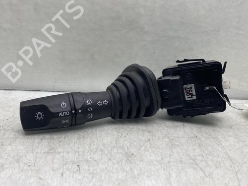 Used Switch CHEVROLET CAPTIVA (C100, C140) 2.2 D (163 hp) 19976078