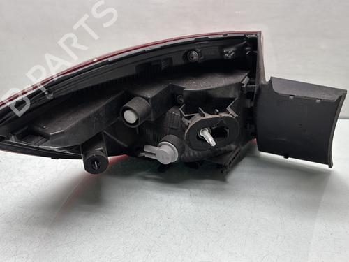 Right taillight RENAULT CLIO V (B7_) 1.3 TCe 130 (B7MF) | BP32297167C35