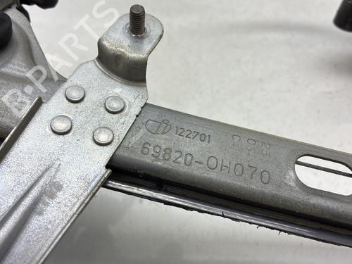 Used Front left window mechanism Front left window mechanism PEUGEOT 108 1.2 (82 hp) 33858813 33858813