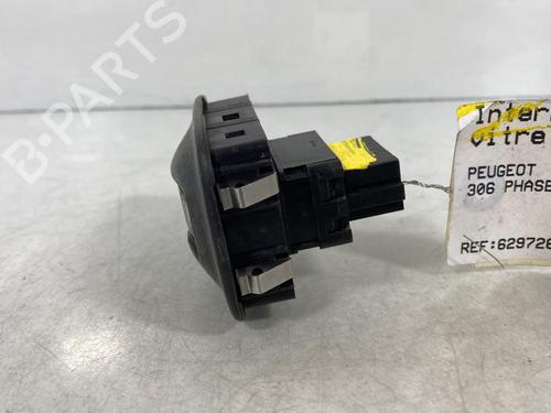 Used Left front window switch PEUGEOT 306 Hatchback (7A, 7C, N3, N5) 1.9 D (68 hp) 19996755