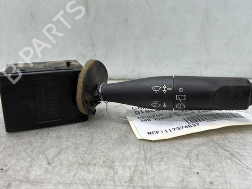 Used Steering column stalk Steering column stalk PEUGEOT 306 Hatchback (7A, 7C, N3, N5) 1.4 (75 hp) 33659181 33659181