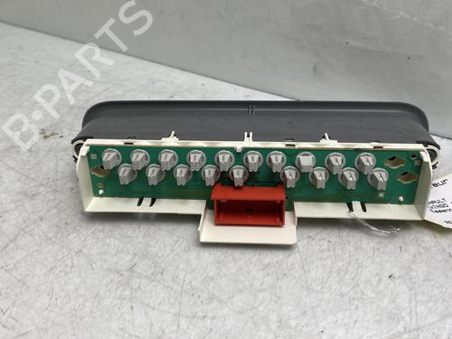 Used Display monitor Display monitor RENAULT TWINGO I (C06_) [1993-2012] 19972840 19972840