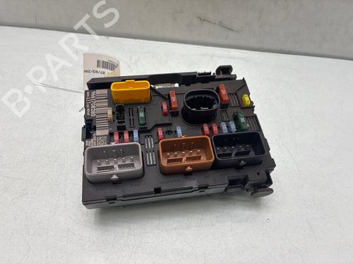fuse-box-peugeot-307-3ac-2000-2001-2002-2003-2004-2005-2006-2007-2008-2009-2010-2011-2012-39984495 main image