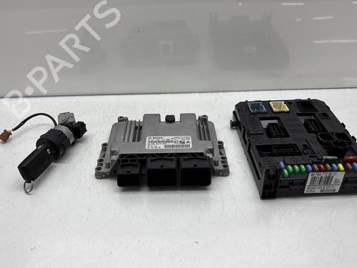 Used Electronic module PEUGEOT 308 I (4A_, 4C_) 1.6 16V (120 hp) 31602128