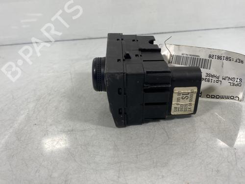 Used Switch Switch OPEL SIGNUM Hatchback (Z03) 2.2 DTI (F48) (125 hp) 20026912 20026912