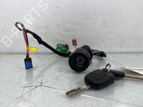 Used Ignition barrel Ignition barrel PEUGEOT 307 (3A/C) 1.4 HDi (68 hp) 35897111 35897111