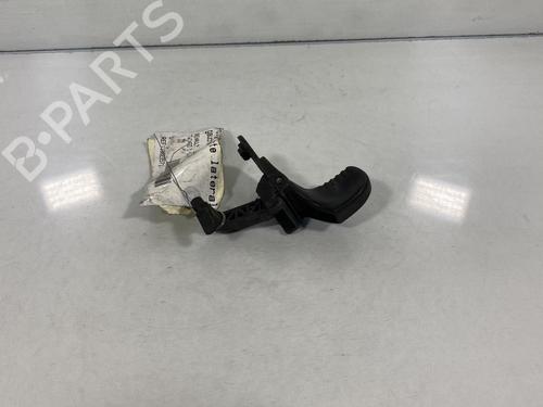 Used Rear left exterior door handle Rear left exterior door handle RENAULT TWINGO I (C06_) 1.2 (C066, C068) (58 hp) 19984973 19984973
