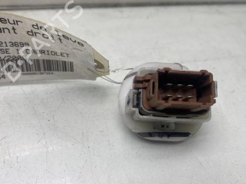 Used Right front window switch Right front window switch RENAULT MEGANE II Coupé-Cabriolet (EM0/1_) 1.5 dCi (EM1E) (106 hp) 19969343 19969343