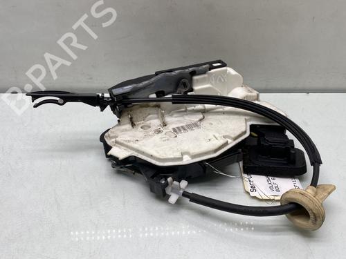 Front right lock VW GOLF VI (5K1) 1.6 TDI | BP30791629C97