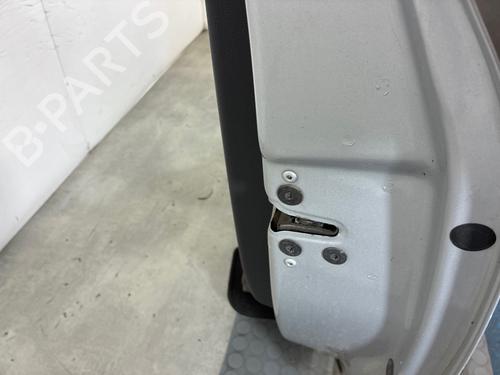 Used Right front door Right front door 38274126 38274126