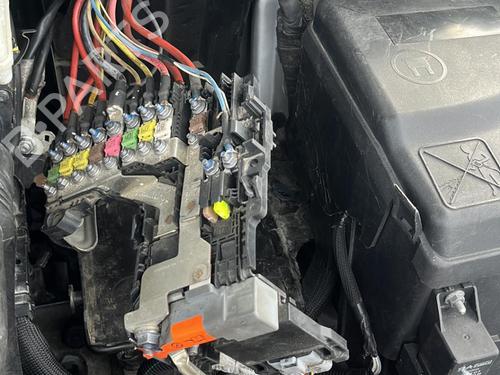 Fuse box CITROËN C4 II (NC_) 1.6 HDi 90 | BP30003004E1 - Image 22