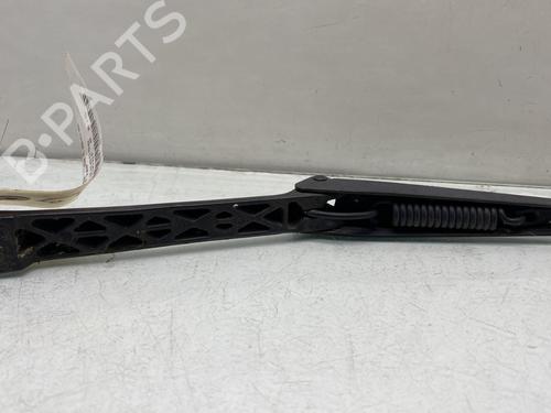 Used Front windshield wiper arm Front windshield wiper arm 31160237 31160237