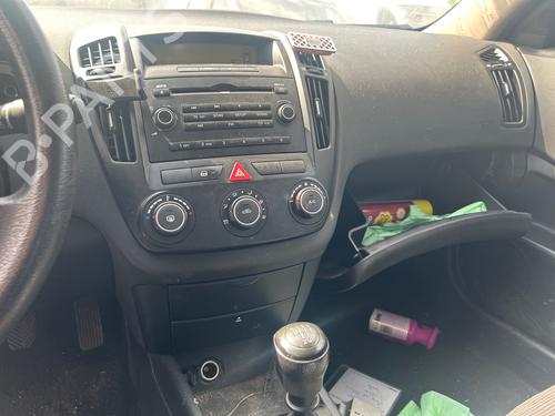 Left front window switch KIA CEE'D SW (ED) 1.6 CRDi 115 | BP40271063I27 - Image 5