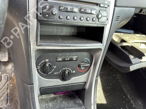 Front right door window PEUGEOT 307 (3A/C) 2.0 HDi 110 | BP28441683C19