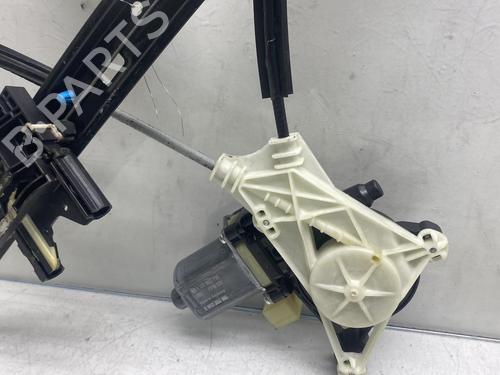 Used Front left window mechanism Front left window mechanism AUDI A3 Sportback (8VA, 8VF) 1.6 TDI (110 hp) 25261804 25261804