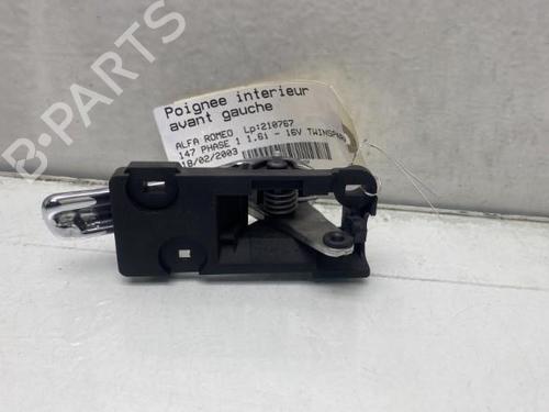 Used Front left interior door handle Front left interior door handle ALFA ROMEO 147 (937_) 1.6 16V T.SPARK ECO (937.AXA1A, 937.BXA1A) (105 hp) 21961212 21961212