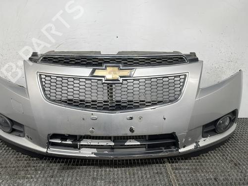Used Front bumper CHEVROLET CRUZE (J300) 2.0 CDI (163 hp) 29841639