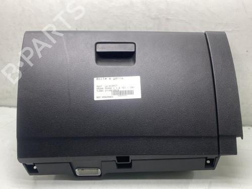 Used Glove box SEAT ARONA (KJ7, KJP) 1.6 TDI (115 hp) 19959691