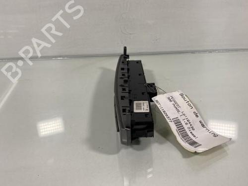 Used Warning switch Warning switch PEUGEOT 308 I (4A_, 4C_) 1.6 HDi (90 hp) 19986051 19986051