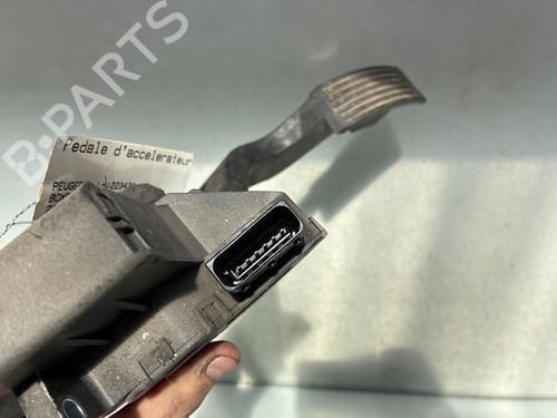 pedal-peugeot-boxer-van-2006-37190078 main image