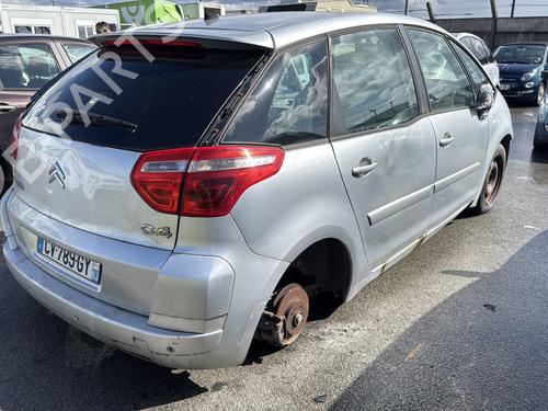 Left front fenders CITROËN C4 Picasso I MPV (UD_) 1.6 HDi | BP29329278C41 